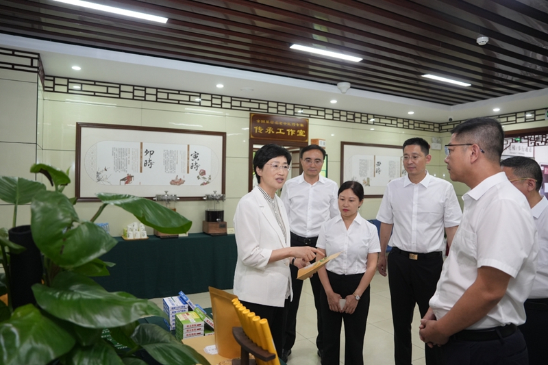 施小琳在遂宁调研时强调 
擦亮比较优势着力培育产业新动能 持续推动高质量发展增进民生福祉「相关图片」