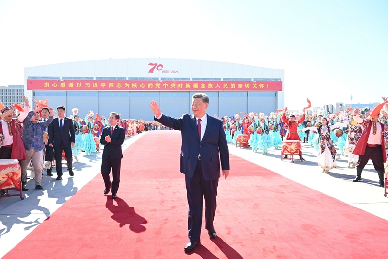 习近平离开新疆返回北京「相关图片」
